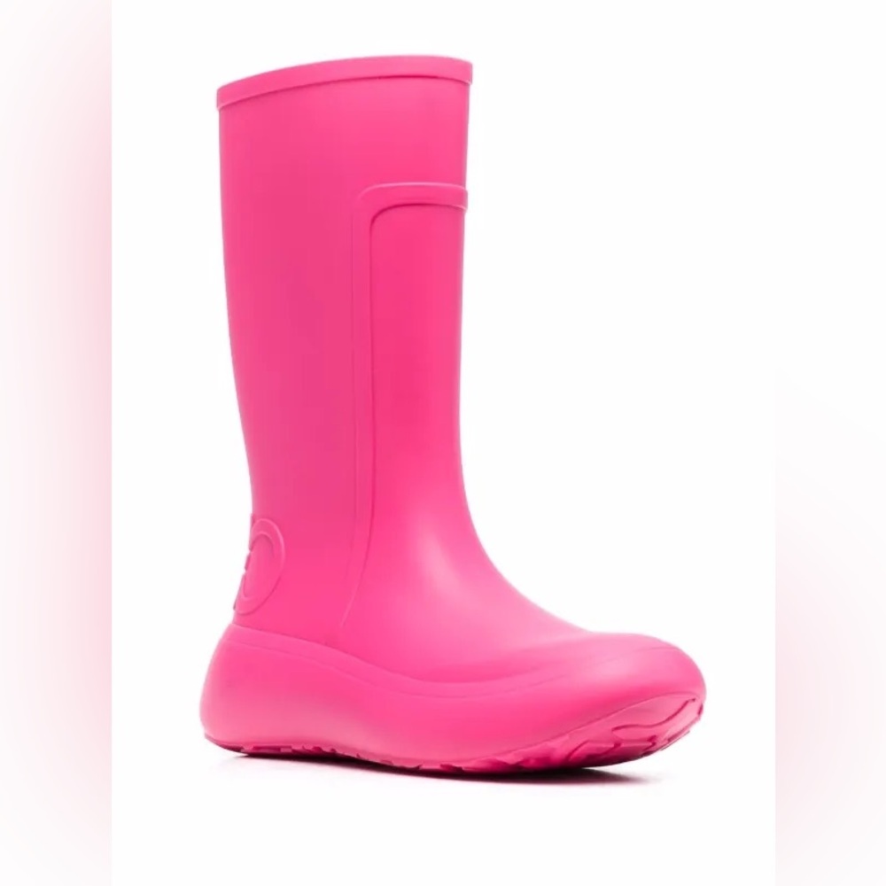 Salvatore Ferragamo Gancini Raised-Logo Rain Boots